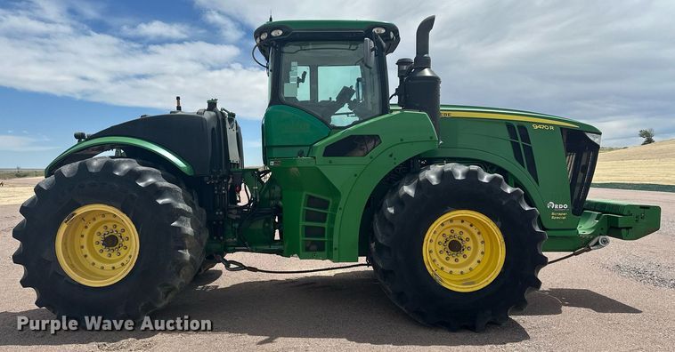 image for item EH0258 2017 John Deere 9470R Scraper Special 4WD tractor