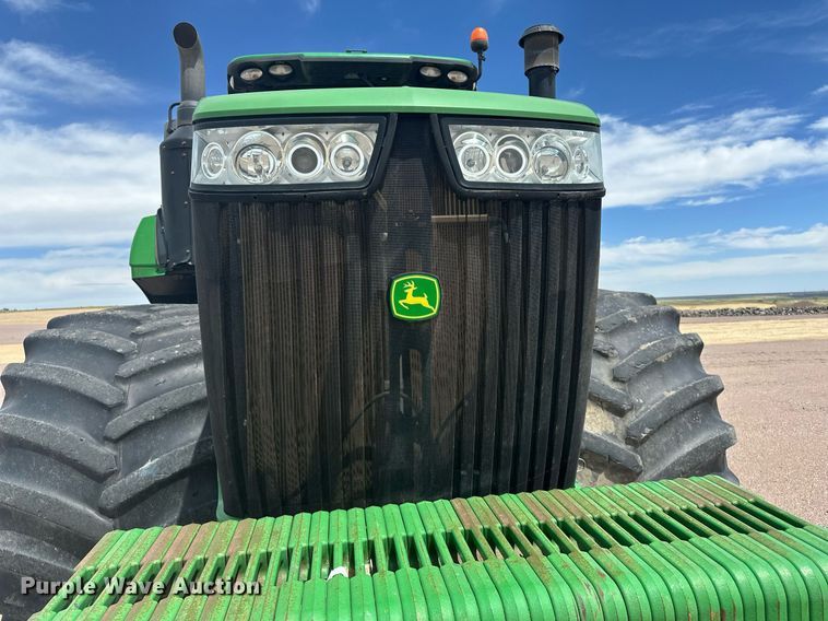 image for item EH0258 2017 John Deere 9470R Scraper Special 4WD tractor