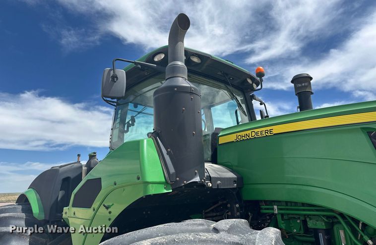 image for item EH0258 2017 John Deere 9470R Scraper Special 4WD tractor