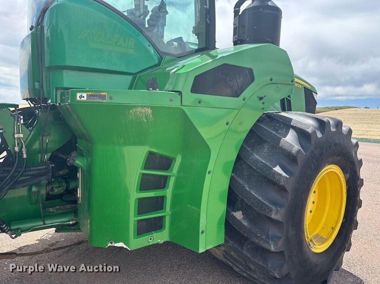 image for item EH0258 2017 John Deere 9470R Scraper Special 4WD tractor