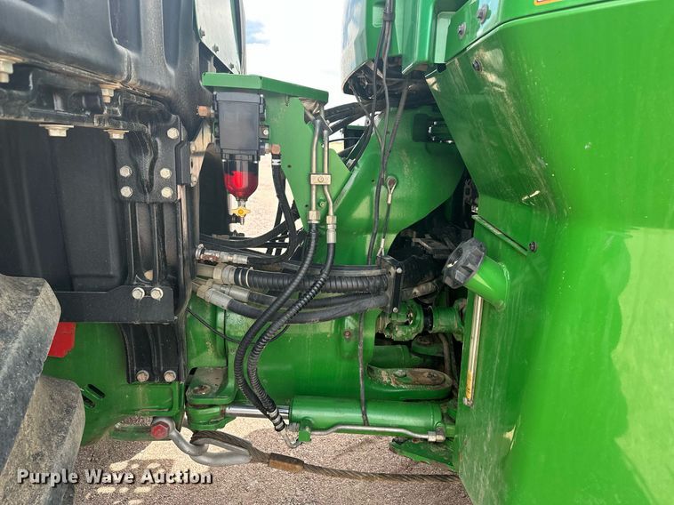 image for item EH0258 2017 John Deere 9470R Scraper Special 4WD tractor