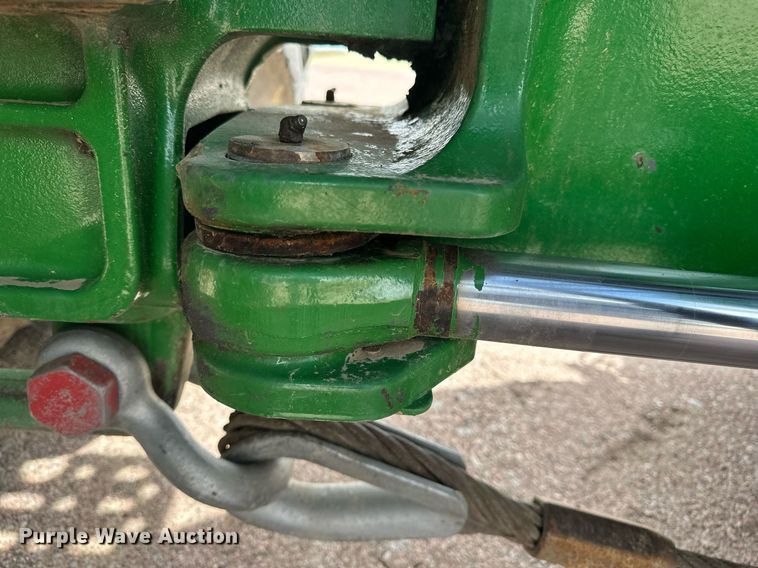 image for item EH0258 2017 John Deere 9470R Scraper Special 4WD tractor