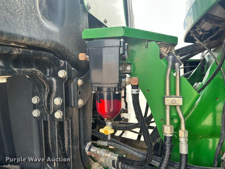 image for item EH0258 2017 John Deere 9470R Scraper Special 4WD tractor