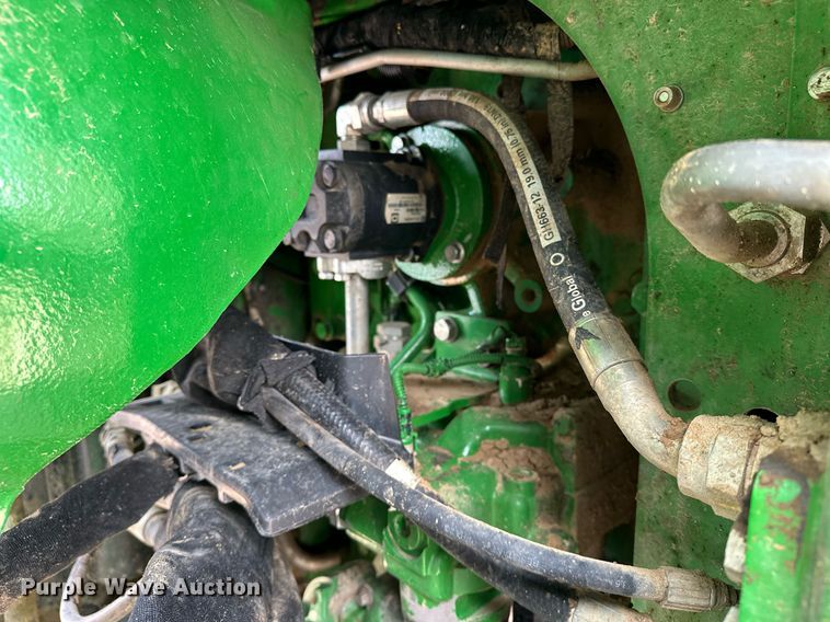 image for item EH0258 2017 John Deere 9470R Scraper Special 4WD tractor