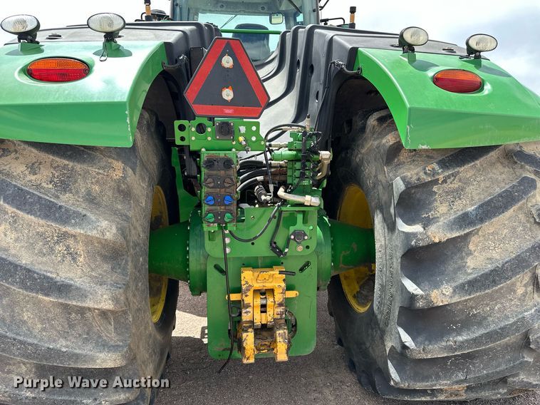 image for item EH0258 2017 John Deere 9470R Scraper Special 4WD tractor