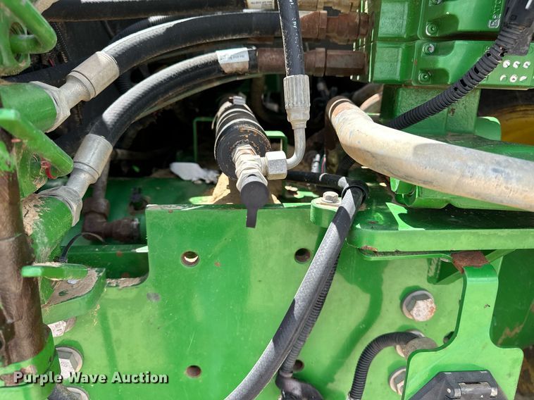 image for item EH0258 2017 John Deere 9470R Scraper Special 4WD tractor