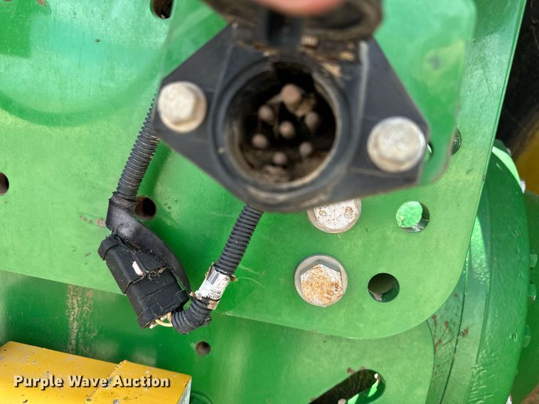 image for item EH0258 2017 John Deere 9470R Scraper Special 4WD tractor