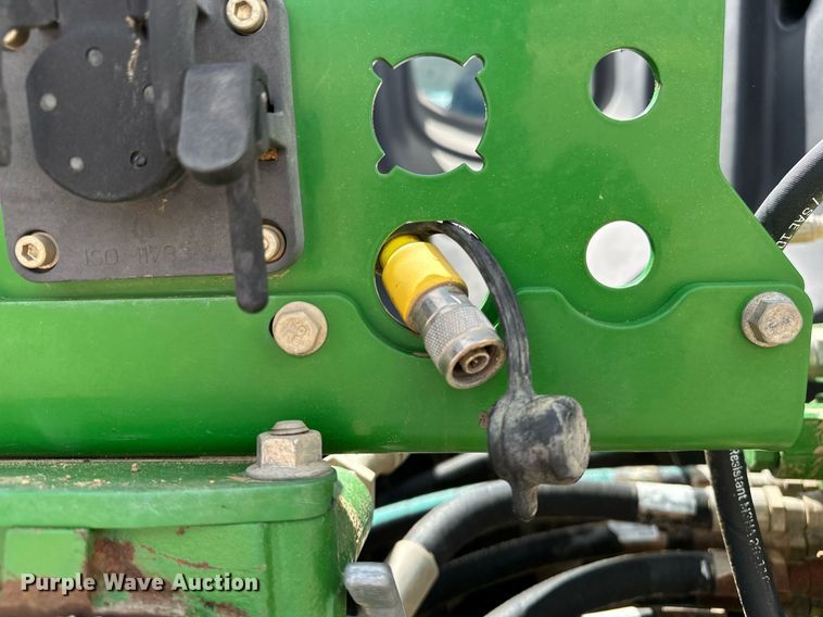 image for item EH0258 2017 John Deere 9470R Scraper Special 4WD tractor