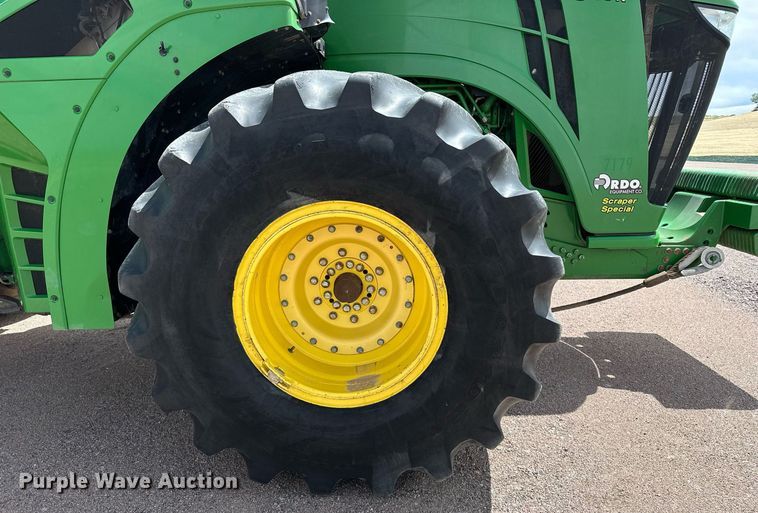 image for item EH0258 2017 John Deere 9470R Scraper Special 4WD tractor