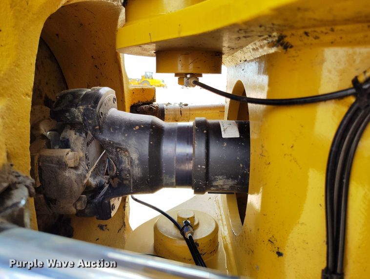 image for item EH0259 2024 Caterpillar 745 articulated scraper truck