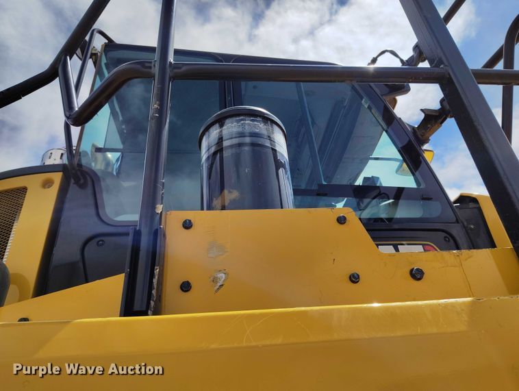 image for item EH0259 2024 Caterpillar 745 articulated scraper truck