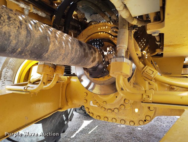 image for item EH0259 2024 Caterpillar 745 articulated scraper truck