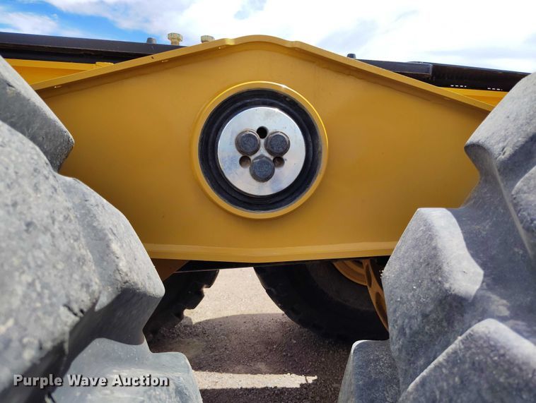 image for item EH0259 2024 Caterpillar 745 articulated scraper truck