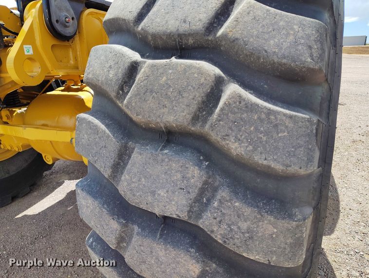 image for item EH0259 2024 Caterpillar 745 articulated scraper truck