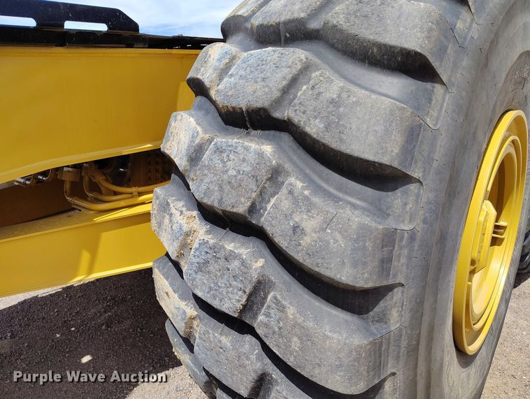 image for item EH0259 2024 Caterpillar 745 articulated scraper truck