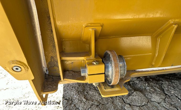 image for item EH0260 2024 MTS 23-28XL scraper