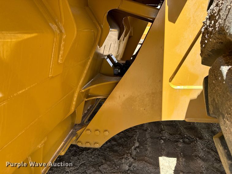 image for item EH0260 2024 MTS 23-28XL scraper