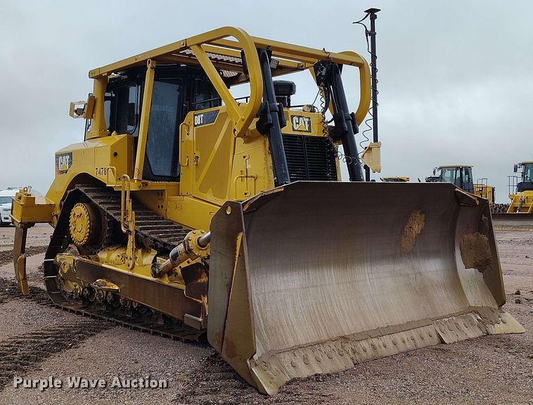 image for item EH0261 2018 Caterpillar D8T dozer