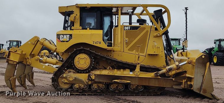 image for item EH0261 2018 Caterpillar D8T dozer