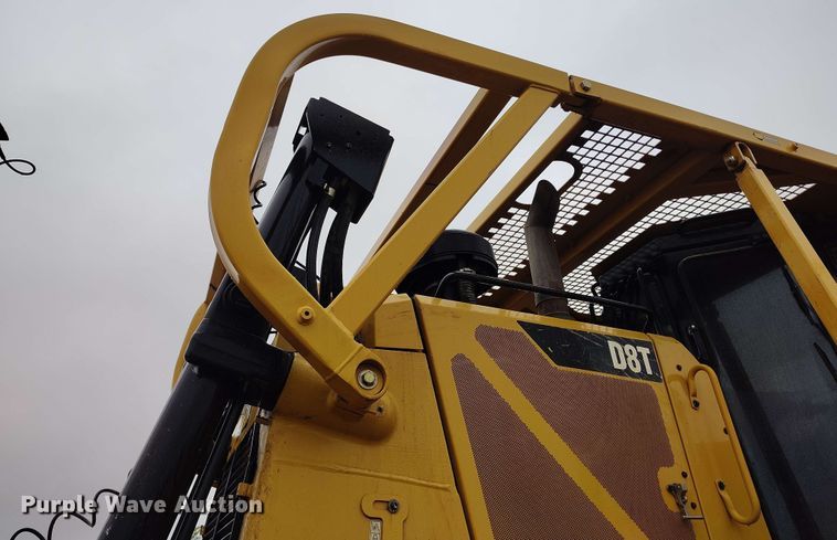 image for item EH0261 2018 Caterpillar D8T dozer