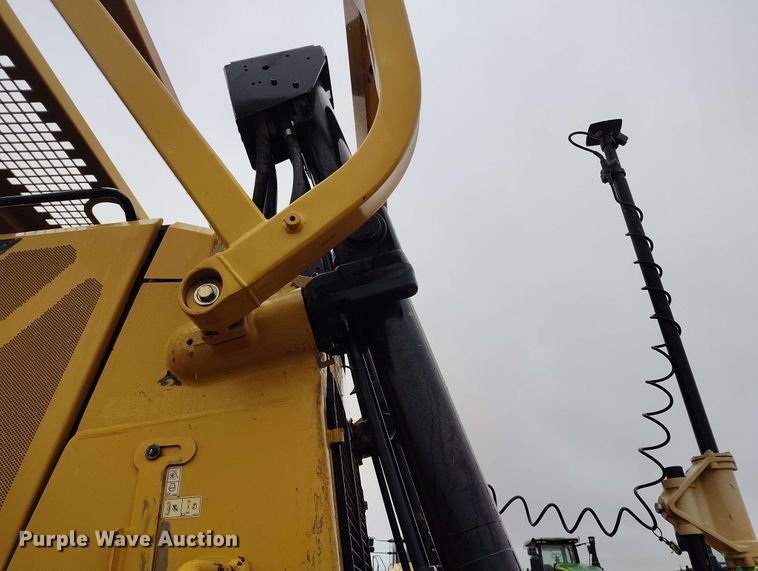 image for item EH0261 2018 Caterpillar D8T dozer