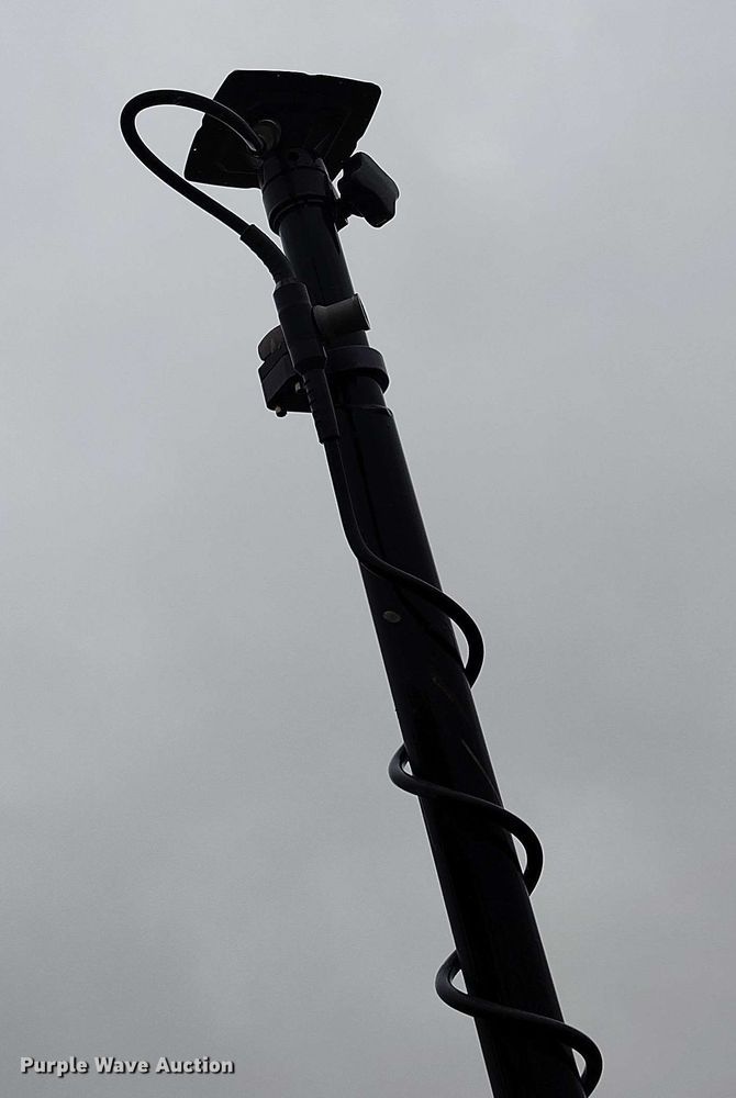 image for item EH0261 2018 Caterpillar D8T dozer