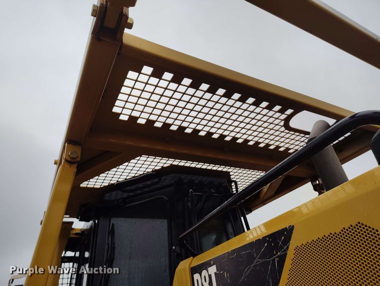 image for item EH0261 2018 Caterpillar D8T dozer