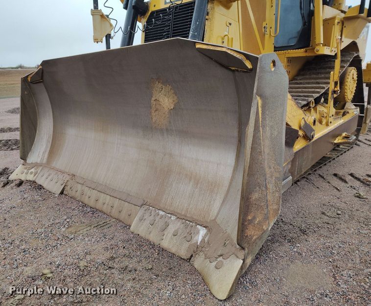 image for item EH0261 2018 Caterpillar D8T dozer