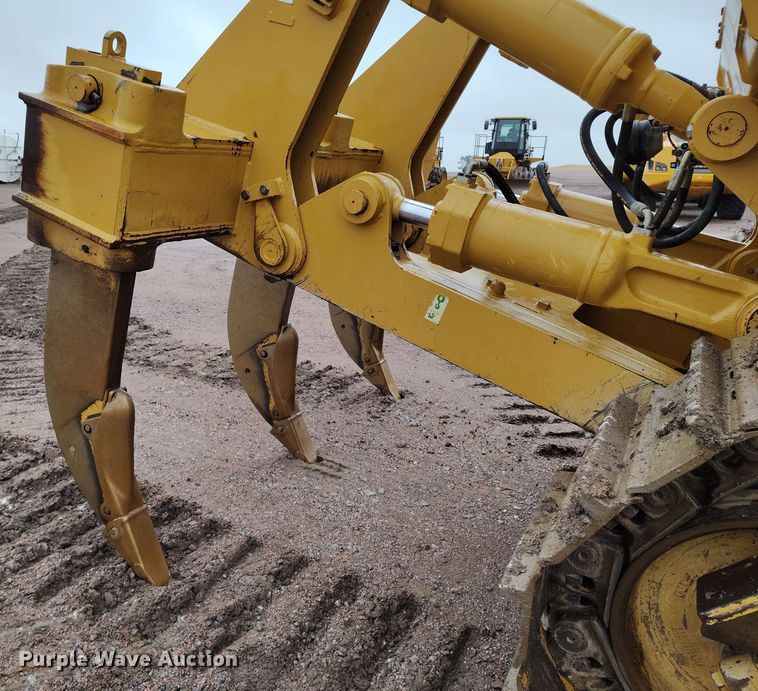 image for item EH0261 2018 Caterpillar D8T dozer