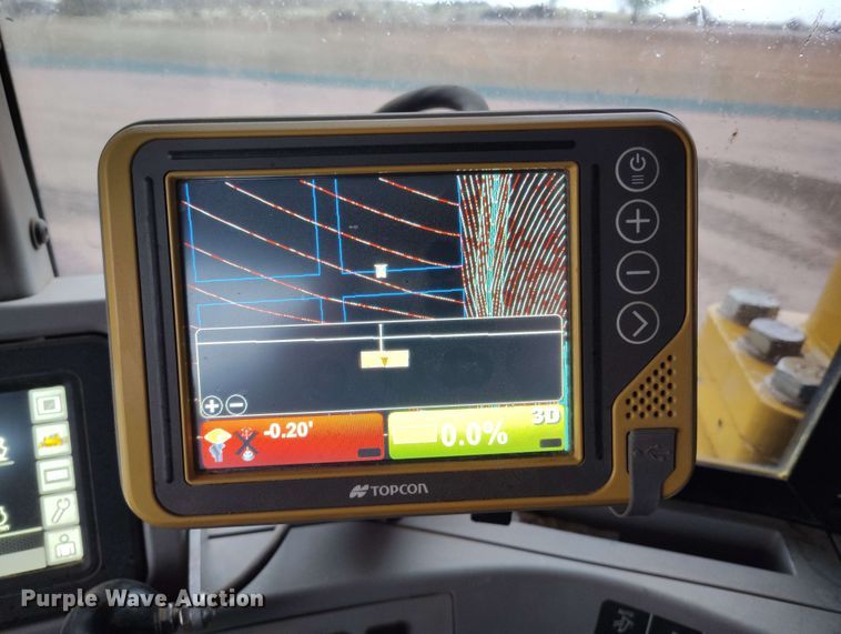 image for item EH0261 2018 Caterpillar D8T dozer