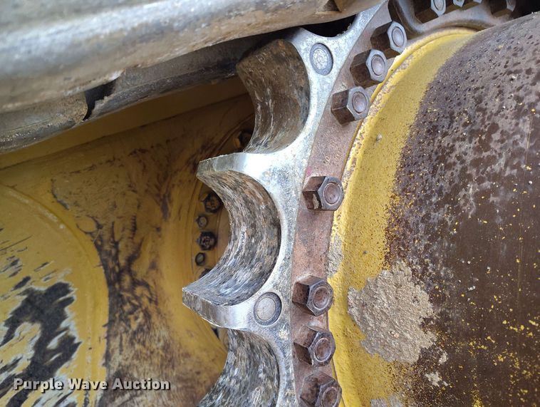 image for item EH0261 2018 Caterpillar D8T dozer