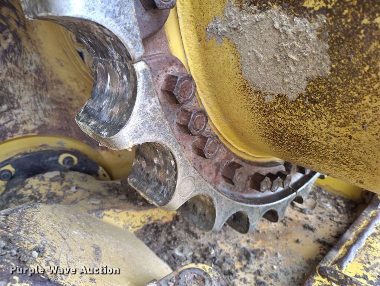 image for item EH0261 2018 Caterpillar D8T dozer