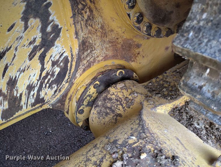 image for item EH0261 2018 Caterpillar D8T dozer