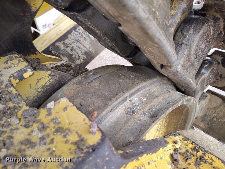 image for item EH0261 2018 Caterpillar D8T dozer