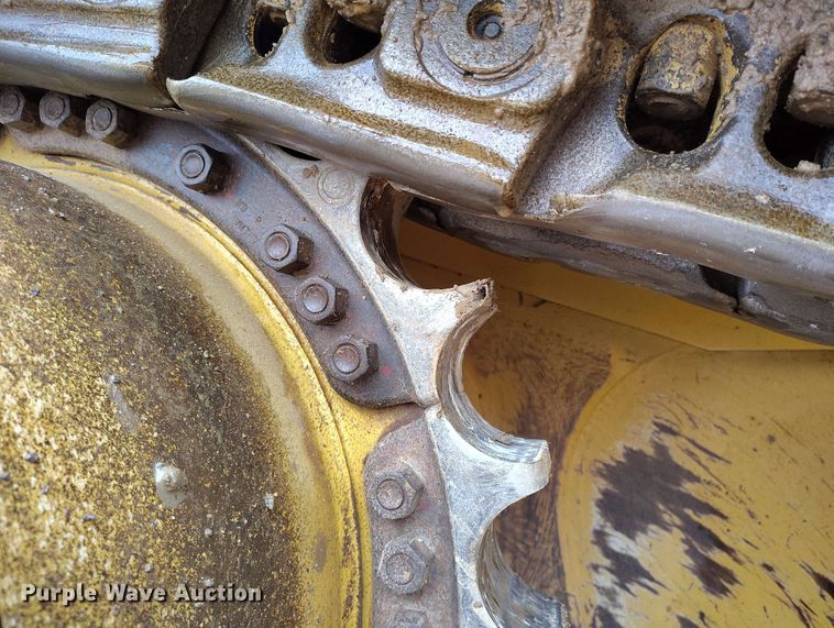 image for item EH0261 2018 Caterpillar D8T dozer