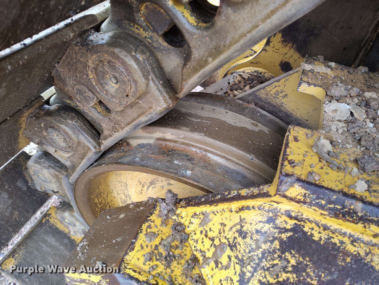image for item EH0261 2018 Caterpillar D8T dozer