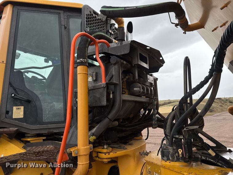 image for item EH0262 2016 Volvo A25G water wagon