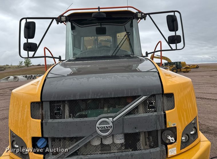 image for item EH0262 2016 Volvo A25G water wagon