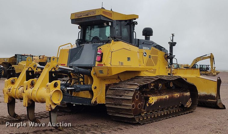 image for item EH0263 2017 John Deere 950K LGP dozer