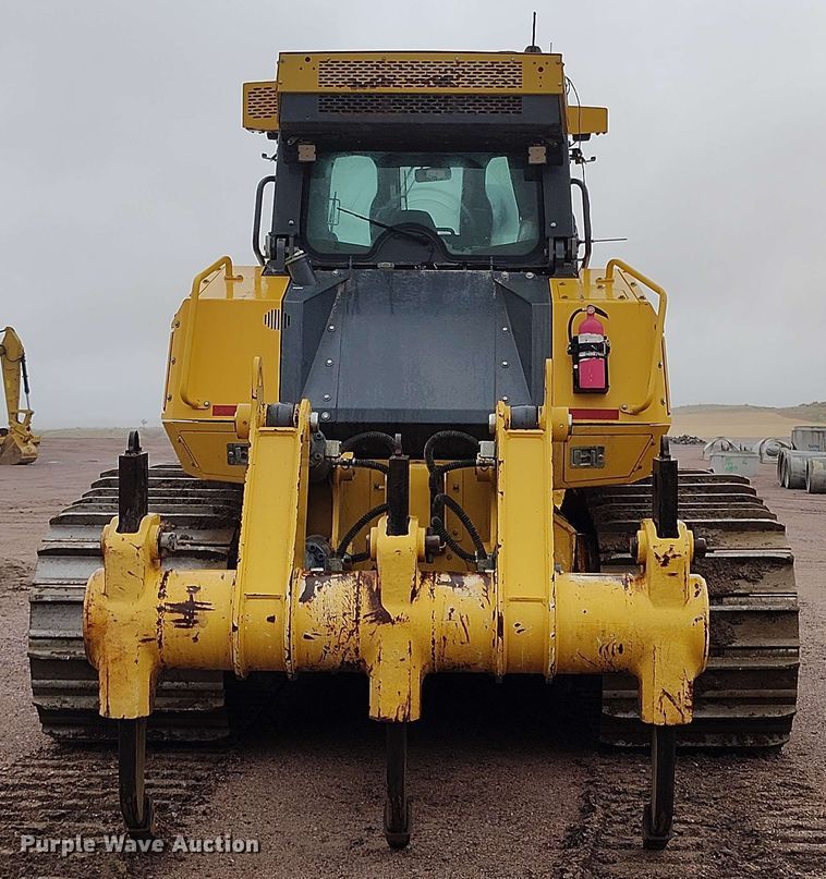 image for item EH0263 2017 John Deere 950K LGP dozer