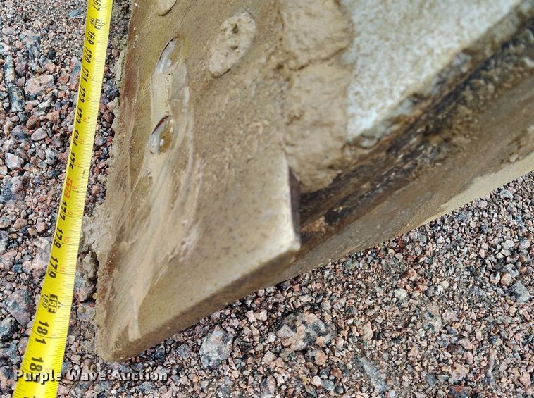 image for item EH0263 2017 John Deere 950K LGP dozer