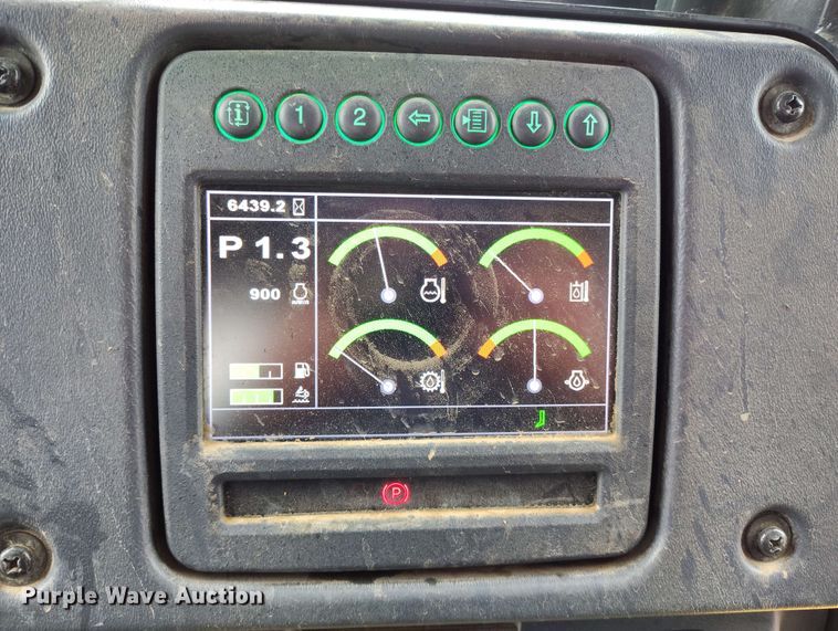 image for item EH0263 2017 John Deere 950K LGP dozer