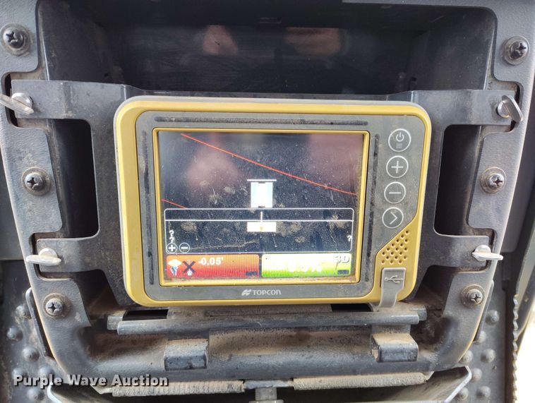 image for item EH0263 2017 John Deere 950K LGP dozer