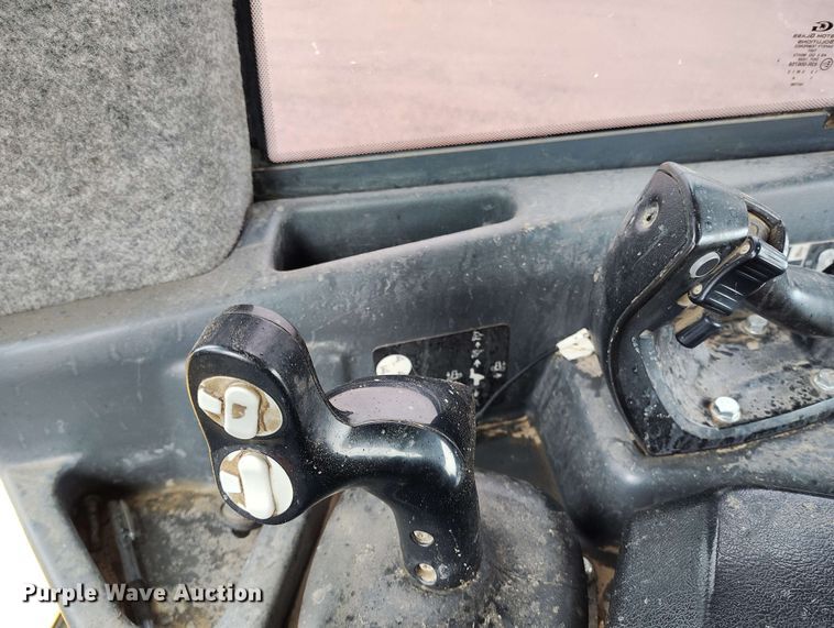 image for item EH0263 2017 John Deere 950K LGP dozer