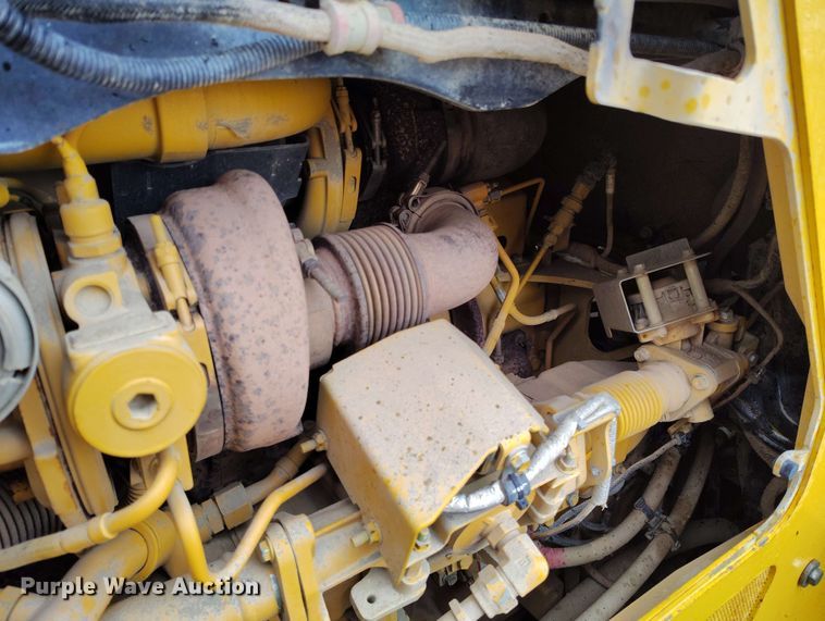 image for item EH0263 2017 John Deere 950K LGP dozer