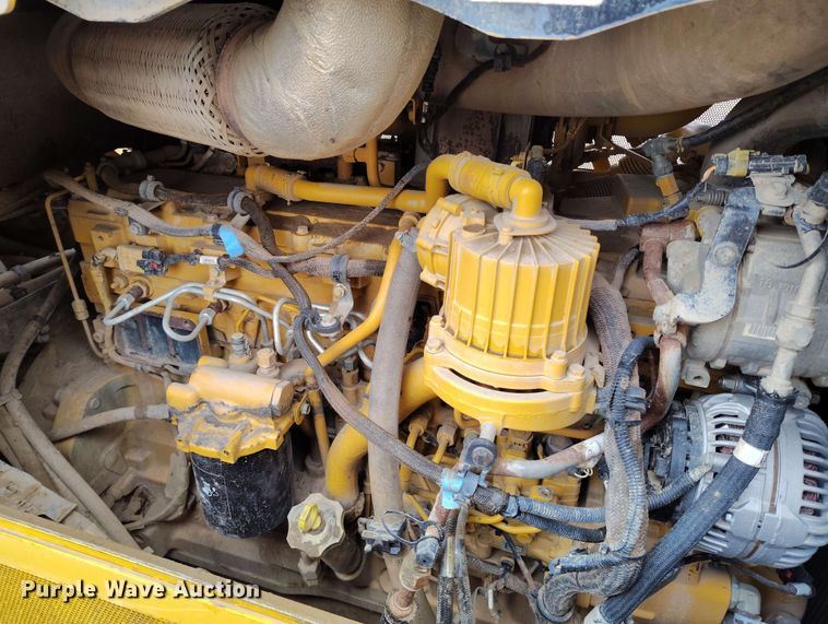 image for item EH0263 2017 John Deere 950K LGP dozer