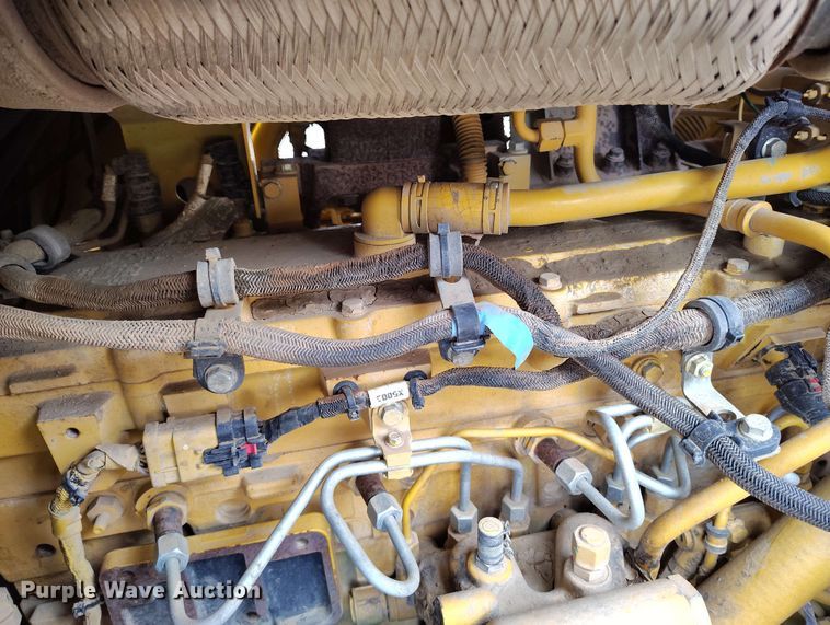 image for item EH0263 2017 John Deere 950K LGP dozer