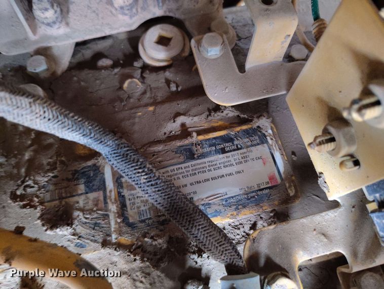 image for item EH0263 2017 John Deere 950K LGP dozer