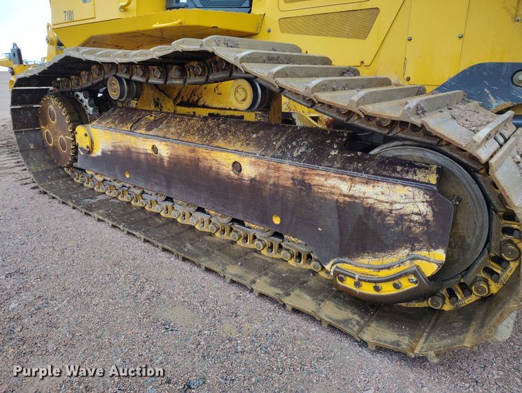 image for item EH0263 2017 John Deere 950K LGP dozer