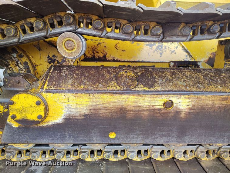 image for item EH0263 2017 John Deere 950K LGP dozer